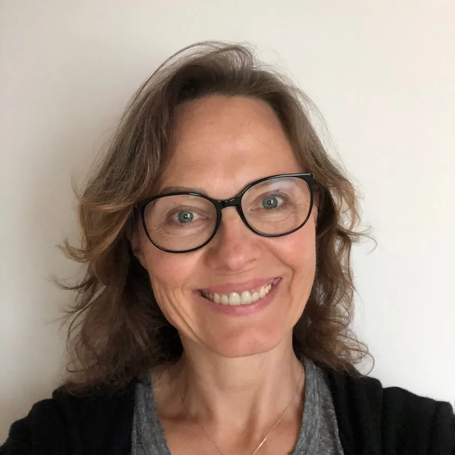 Céline Estivalet, praticienne en hypnose